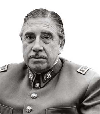 Аугусто Хосе Рамон Пиночет Угарте     Глава военной Хунты Чили с 1973 по 1974, президент Чили с 1974 по 1990