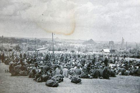 Фото Концентрационный лагерь в Сталино. 1941 г.
