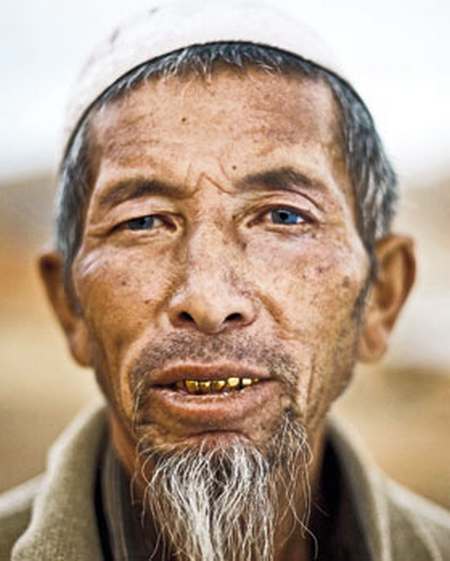 В Средней Азии золотые зубы — не только популярное украшение, но и свидетельство принадлежности к среднему классу