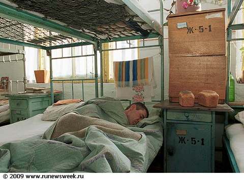  Туберкулез и СПИД делают жизнь заключенных невыносимой - и все чаще короткой