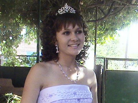 19-летняя Елена Аметова, погибшая от рук бандитов