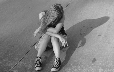 По данным Генпрокуратуры, 62% всех самоубийств несовершеннолетних связано с семейными конфликтами