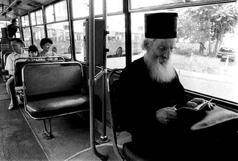 Сербский патриарх Павел ездил на троллейбусе