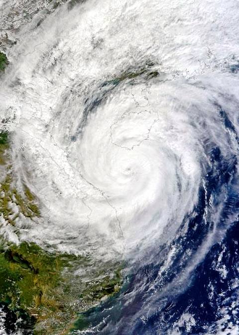 Тайфун «Хайян», наделавший немало бед на Филиппинах, стал одним из самых мощных за всю историю метеорологических наблюдений Фото: NASA (AFP)
