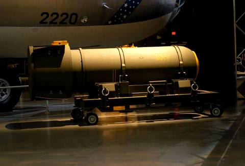 Макет бомбы Mark 39 mod 0 Фото: Национальный музей ВВС США