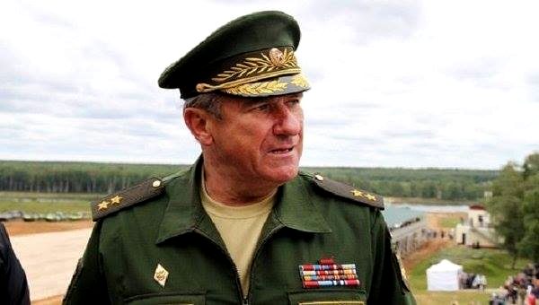 Генерал-полковник Ленцов. По данным СБУ он координирует действия 1-й и 2-й армейских корпусов РФ.