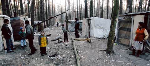 В лагере цыган под Киевом, фото 2008 года  Фото: Максим Дондюк / «Лента.ру»