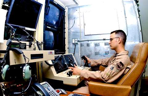 Управляет этой смертоносной машиной пилот ВВС с территории США Фото: flickr.com