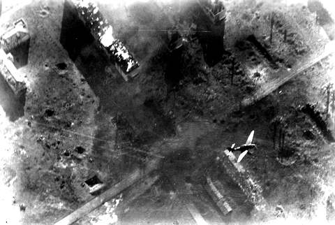 Немецкий "Юнкерс" над Сталинградом.  Sьddeutsche Zeitung Photo/Global Look