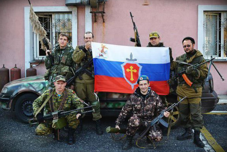 Российские боевики в составе формирования «Русская православная армия» одни из первых участвовали в оккупации Донецка, 2014