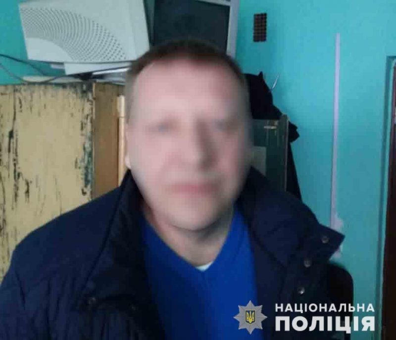 Поліцейські затримали іноземця, який майже десять років переховувався на території України