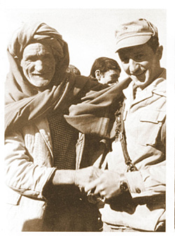 Сперва советских солдат в Афганистане принимали как друзей