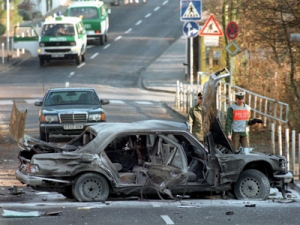 Автомобиль Херрхаузена взорвался прямо на подъезде к Франкфурту  Фото с сайта www.faz.net