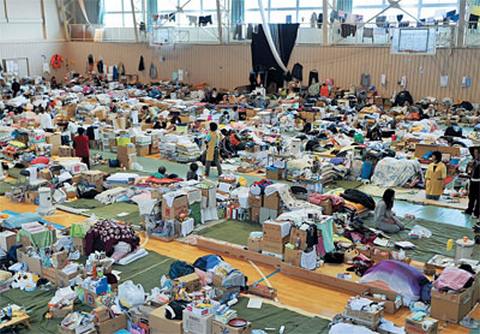 Ямада. Префектура Иватэ. Так выглядит пристанище беженцев от землетрясения и цунами  