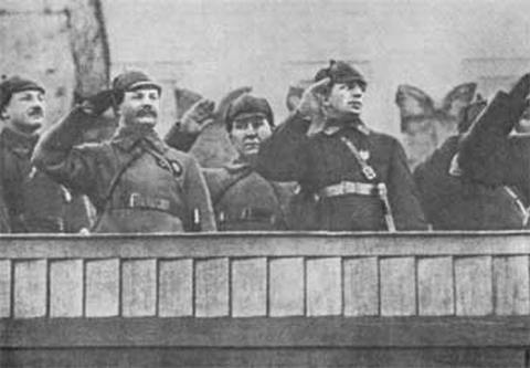 М.В.Фрунзе, А.С.Бубнов во время военного парада на Красной площади в Москве. 1924 год