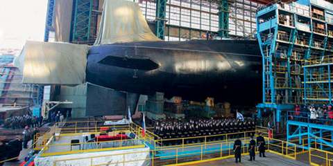 Атомную подводную лодку «Юрий Долгорукий» обещают поставить на вооружение уже в этом году