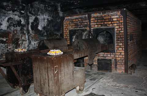 Печи крематория в Освенциме