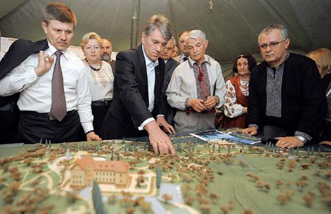 Удачное время. 13-дневный перерыв в действии моратория во времена Ющенко помог желающим быстро приобрести землю в собственность.