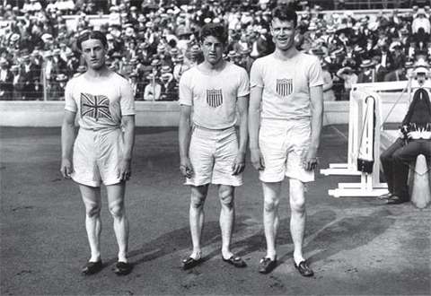 Американец Дон Липпинкотт (в центре) на Олимпиаде-1912 установил рекорд в беге на 100 м