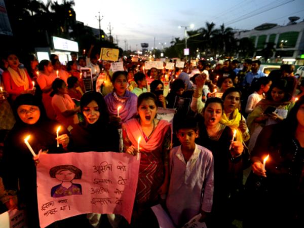Несмотря на то, что изнасилования уже давно стали в Индии проблемой национального масштаба, для того, чтобы заставить правосудие работать, приходится устраивать массовые манифестации
