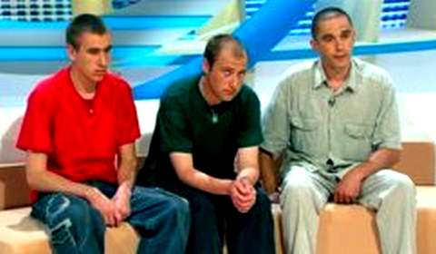 Фото: Слева направо: Дмитрий и Владимир Смирновы, Олег Ильчук. Из них выбивали признание в убийстве Николая Куксы