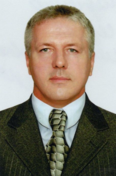 Марченко Сергей Александрович - избран в одномандатном мажоритарном избирательном округе № 26 (Партия регионов);