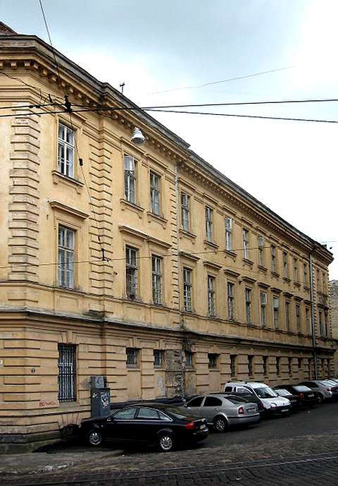 Тюрьма на Лонцкого во Львове, внешний вид здания
