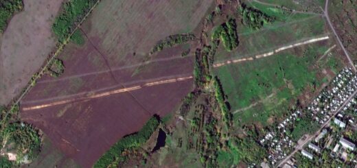 На супутникових зображеннях Maxar можна побачити майже 1,6-кілометрове укріплення біля окупованого міста Гірське в Луганській області. Це і є анонсована Пригожиним лінія оборони. Чи стримає вона контрнаступ ЗСУ?