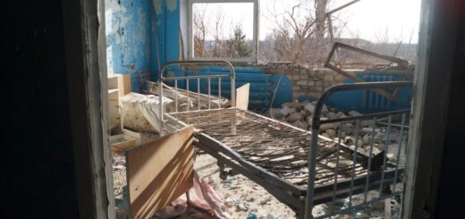 Російські загарбники знищують українські лікарні: як працюють медзаклади під обстрілами на півдні України