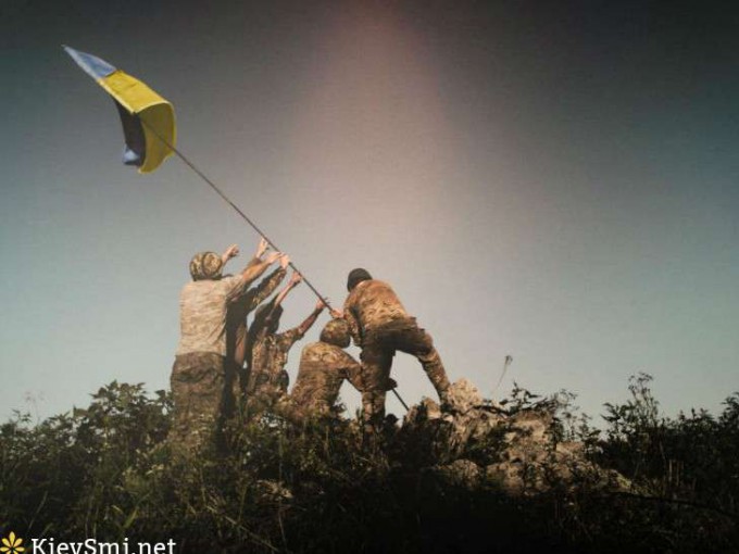 «Вселял веру в победу». 23 августа — День Государственного флага Украины
