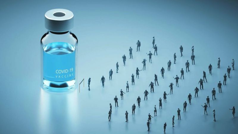 Дезінформація та страх: чому українці не хочуть вакцинуватися проти коронавірусу