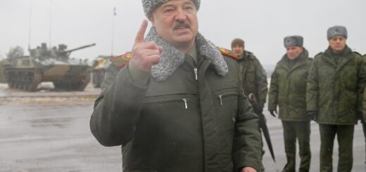 Рассматривают как потенциальных врагов. Как режим Лукашенко задерживает граждан Украины – и что им грозит