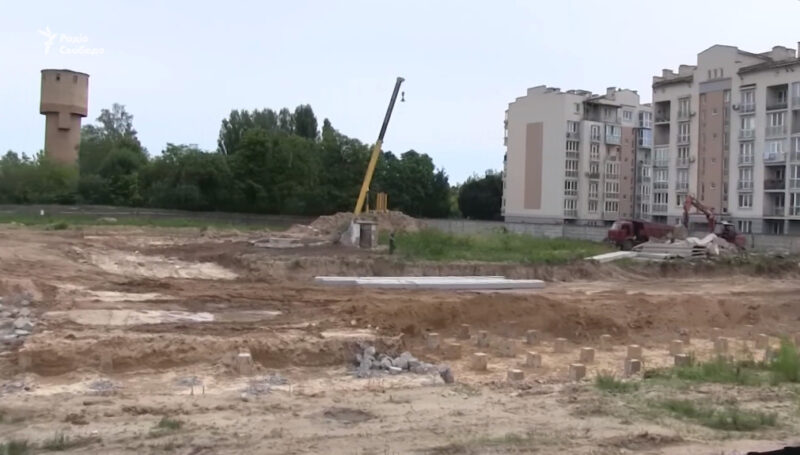 Єдину в Україні гідрогеологічну станцію «Феофанія» заливають бетоном скандальні забудовники