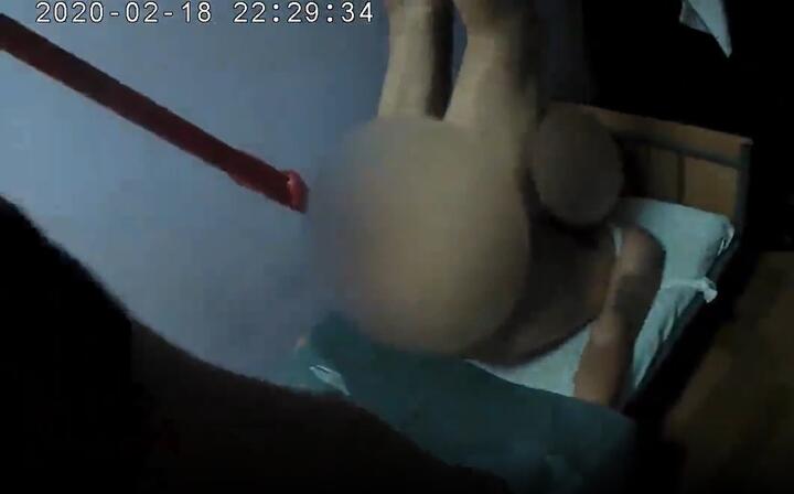 Пытки в областной туберкулезной больнице (ОТБ-1), находящейся в подчинении саратовского УФСИН РФ. Скриншот видео: Gulagu.net, vot-tak.tv