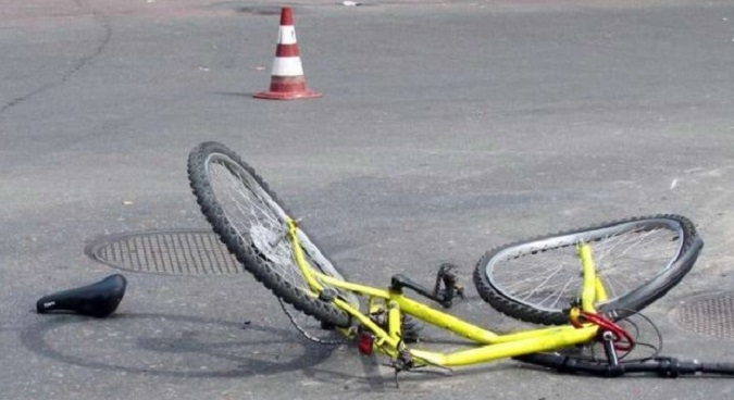 На Волині рівненчанин на Mitsubishi збив велосипедистку - Новини