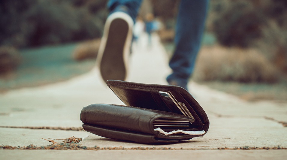 Що робити, якщо загубив або викрали кредитну картку? | Hotline.finance