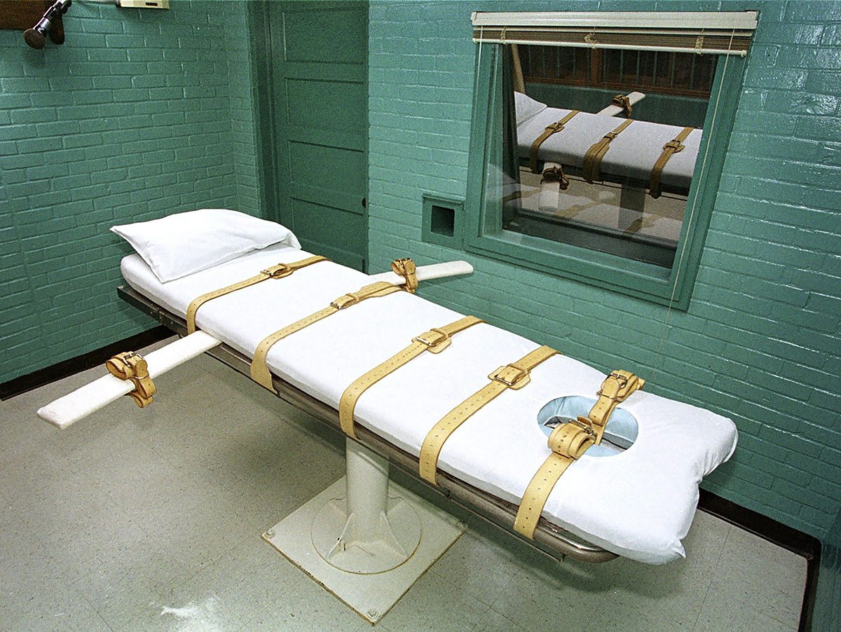 Камера смертников в Хантсвилльском отделении в Хантсвилле, штат Техас. В этой камере в штате Техас казнят заключенных с помощью смертельной инъекции, из архива 2000 года. Фото: Paul Back / EPA