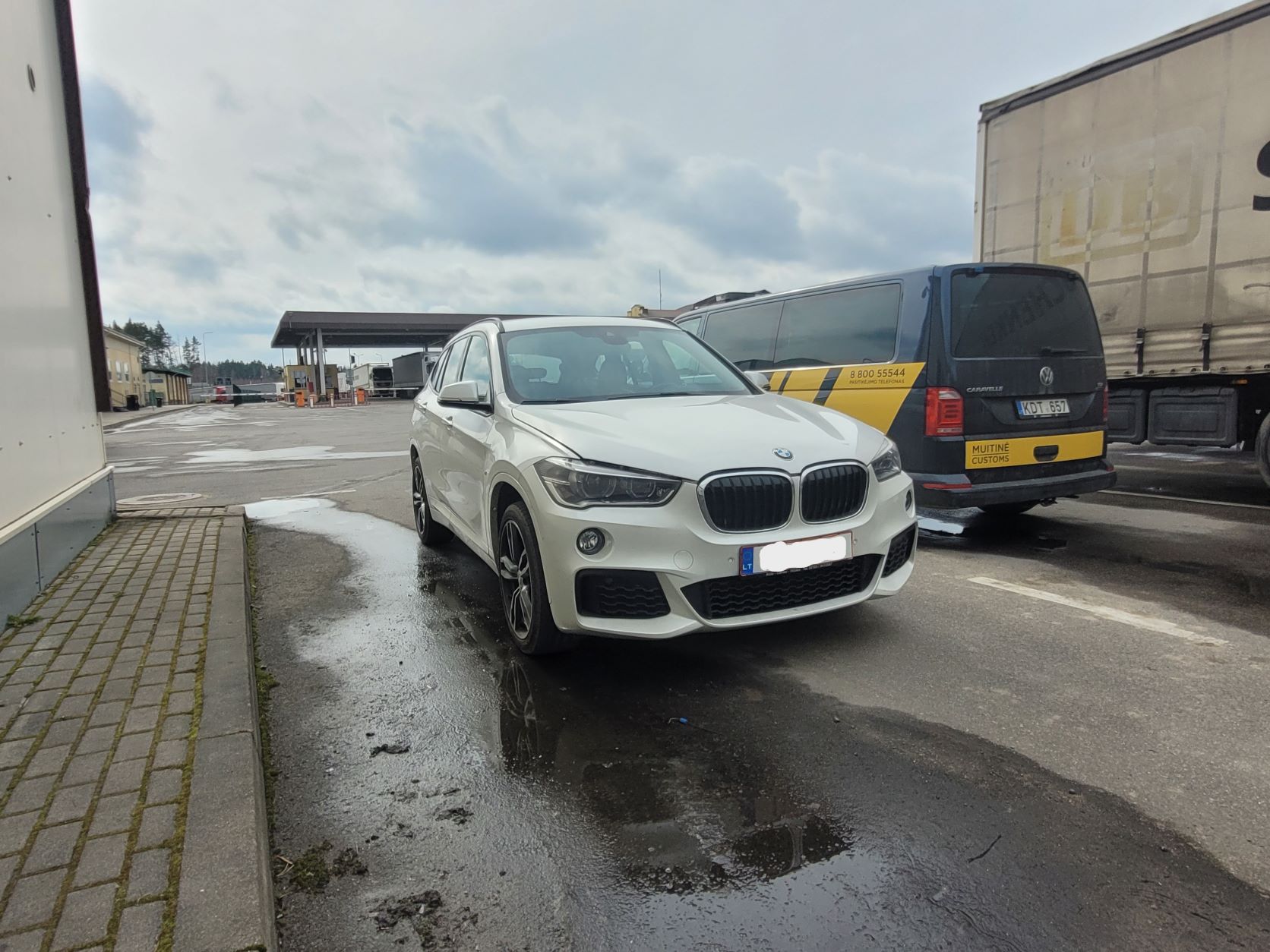 THE BMW CAR SEIZED AT THE BORDER