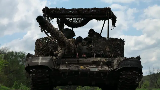 Український танк "харківської" 92-ї бригади