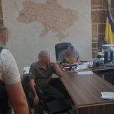 Які вироки отримують ті, хто у владних кабінетах допомагає ухилянтам від мобілізації