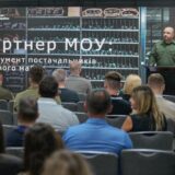 Постачальники-хапуги в Міноборони: від курток Резнікова до пончо Умєрова