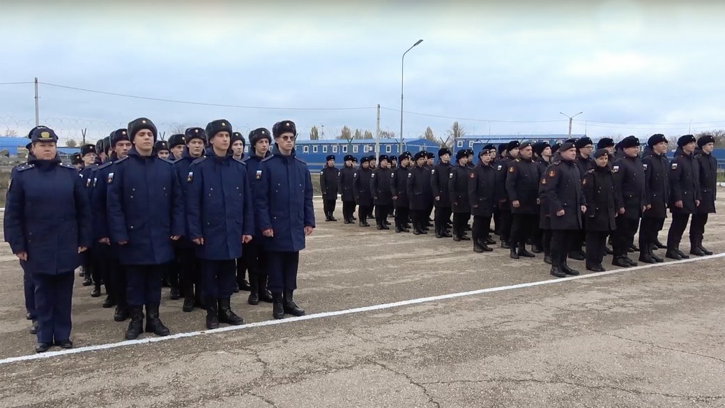 В армію загарбників: як з українських юнаків окупанти роблять російських строковиків