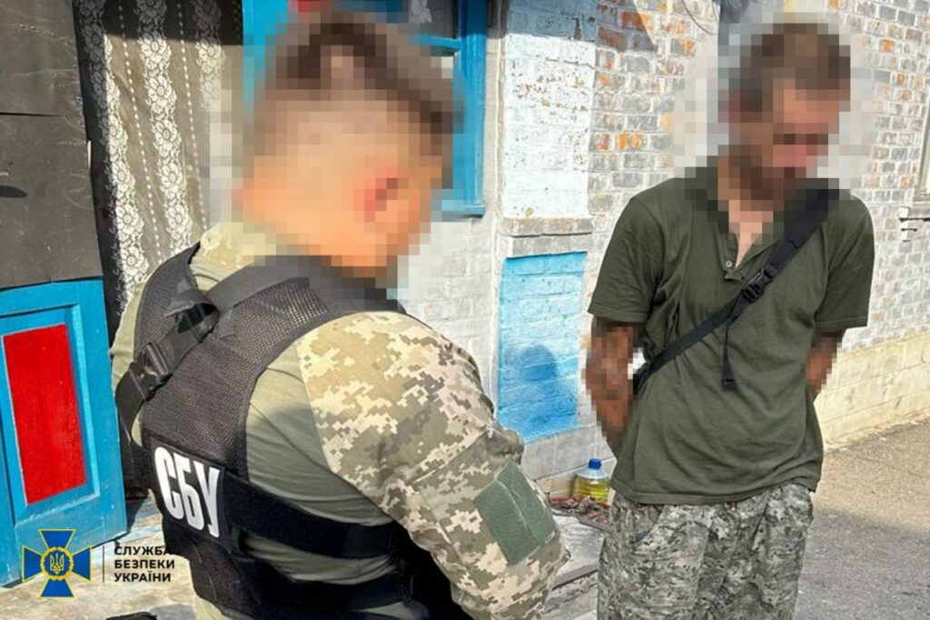 Рецидивіст спалив військовий джип на Полтавщині – СБУ. Диверсія у Полтаві. Підпали авто