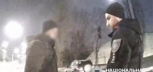 Столичні поліцейські завершили розслідування щодо водія Тойоти, який намагався відкупитися від патрульних