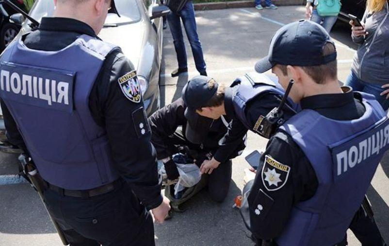 Заподіяння поліцейським тілесних ушкоджень під час затримання: Верховний Суд висловився щодо кваліфікації / Публікації / Судово-юридична газета