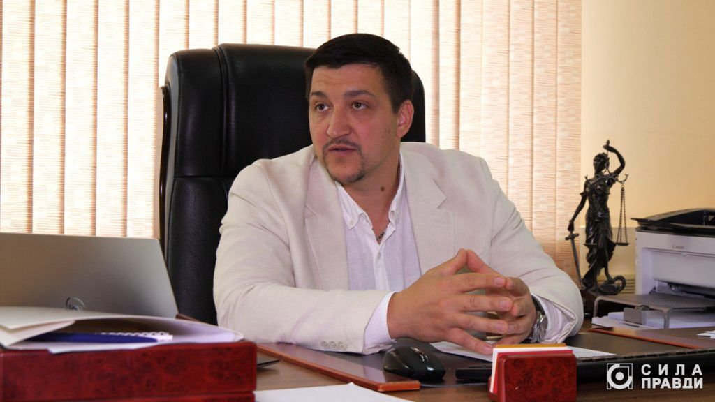 Суддя-спікер Луцького міськрайонного суду Андрій Подзіров. Організатори схем переправлень ухилянтів за кордон 2
