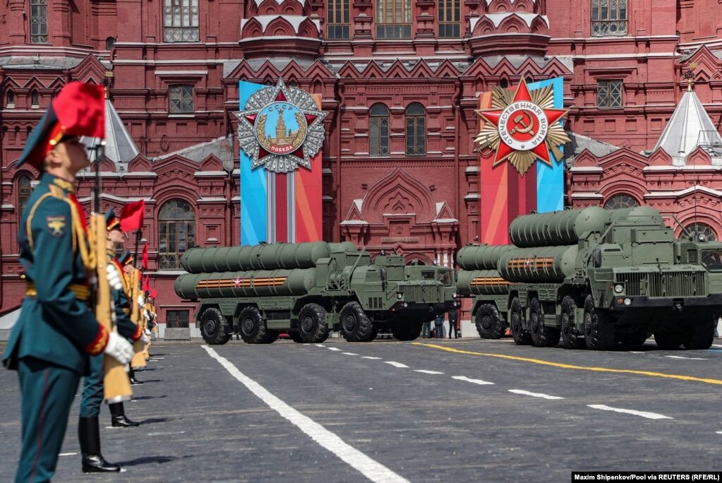 Російський ракетний комплекс С-300 під час параду в Москві 2024 року
