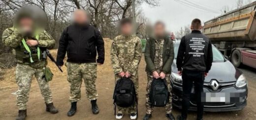 "Буферні бази" і "фішкарі". Як мафія "закришувала" ринок схем для ухилянтів й навіть роздає "франшизи"