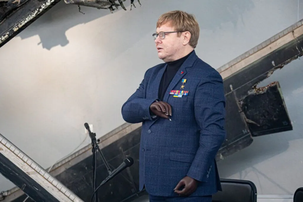 Був на підвалі? Доведи, що патріот. Чому в Україні важко отримати статус цивільного полоненого