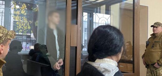 Як в Одесі судять 19-річного шукача легких грошей який на замовлення ФСБ підірвав авто військового прокурора